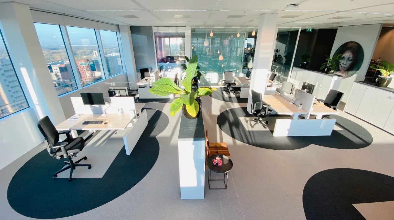 Figure 3: The "Six Foot Office" concept reminds workers of the need to socially distance. Source: Cushman & Wakefield, https://www.cushmanwakefield.com/en/netherlands/six-feet-office